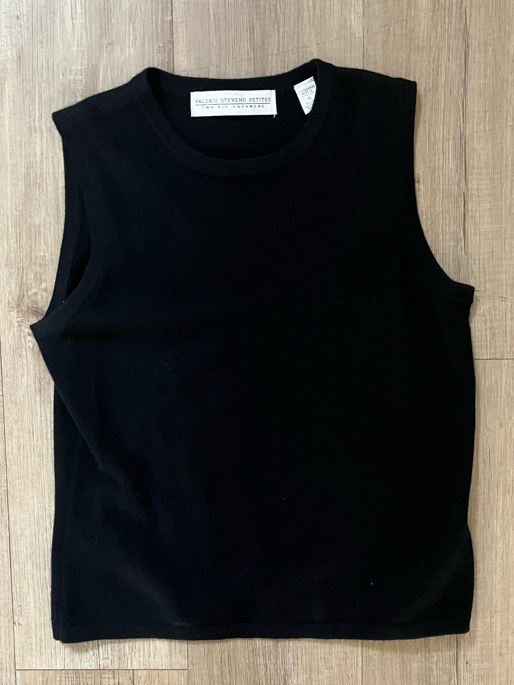 Valerie Stevens Black Sleeveless Two Ply Cashmere Sweater Vest